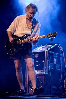 Bob Weir Plays Guitar